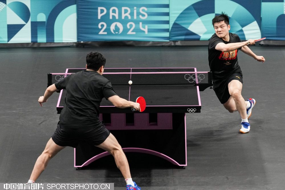 泰州队苏超夺冠，澎湃：泰州多景区向全球游客免票